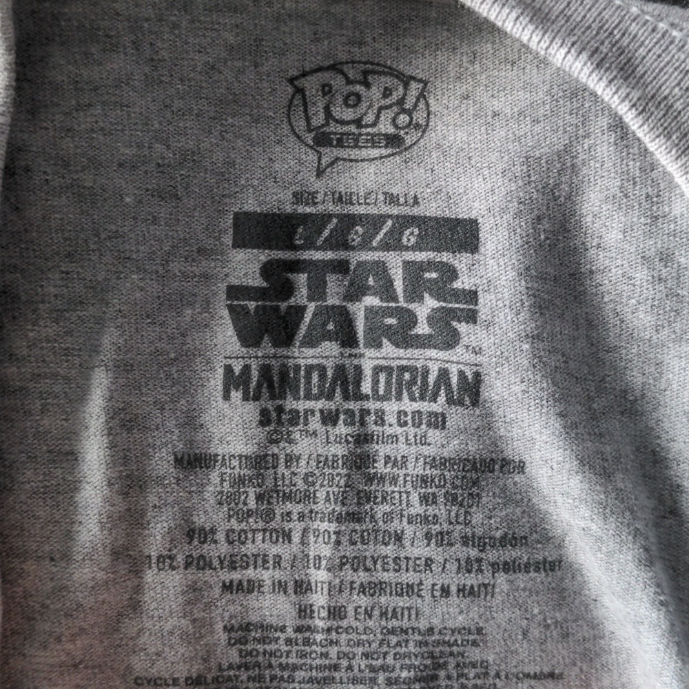 New Funko pop Mandalorian T-shirt - Picture 3 of 5